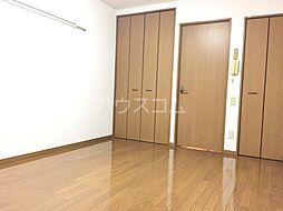 小田急小田原線 百合ヶ丘駅 徒歩6分の賃貸マンション 1階1Kのリビング/ダイニング