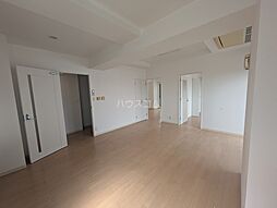 プロシード新瑞橋 305 3階2LDKのリビング/ダイニング