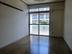 小田急小田原線 鶴川駅 徒歩8分の賃貸アパート 1階1Kのリビング/ダイニング