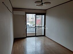 グッドフィールド石原 102 1階1Kのリビング/ダイニング