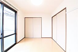 ソレーユB 101 2階2LDKのリビング/ダイニング