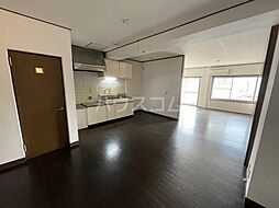 ファースト徳川 302 3階1LDKのリビング/ダイニング