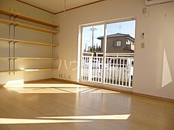 ハウス・ビル 102 1階1Kのリビング/ダイニング