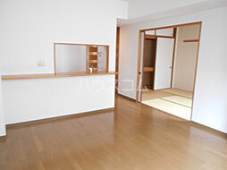 レジディア太秦 209