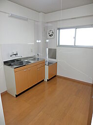 名古屋市営鶴舞線 川名駅 徒歩6分の賃貸マンション 5階2DKのリビング/ダイニング