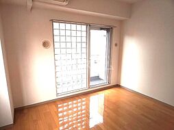 小田急小田原線 向ヶ丘遊園駅 徒歩3分の賃貸マンション 3階1Kのリビング/ダイニング