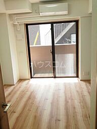 京急本線 鶴見市場駅 徒歩5分の賃貸マンション 1階1Kのリビング/ダイニング