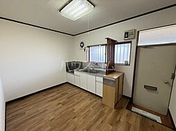 ゴールドハイツ 202 2階2DKのリビング/ダイニング