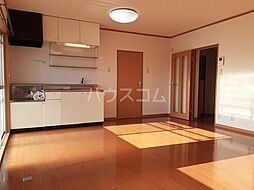 コーポ三立 3Ｃ 3階2LDKのリビング/ダイニング