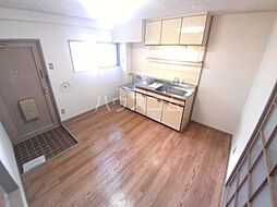 メゾン魚町 203 2階1DKのリビング/ダイニング