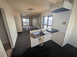 ランドウォーカー 6A 6階1LDKのリビング/ダイニング