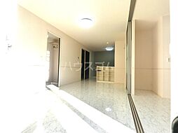 アーバンロック 101 1階1LDKのリビング/ダイニング