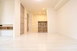 カーサ・コレット 102 1階1LDKのリビング/ダイニング