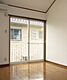 リビング...