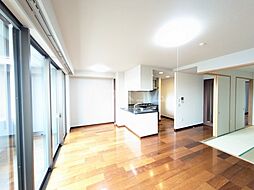 ライオンズ前橋大手町 504 5階2LDKのリビング/ダイニング