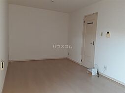 シャムロック桜 201 2階1Kのリビング/ダイニング