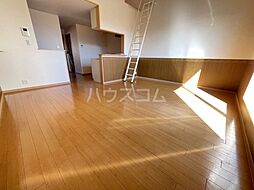 煉瓦の家ウィステリアII 205 2階1LDKのリビング/ダイニング