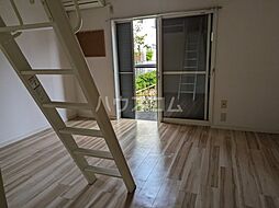 ル・ベールＳＴ 106 1階1Kのリビング/ダイニング