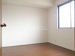 レヴェール　B 102 1階2LDKのリビング/ダイニング