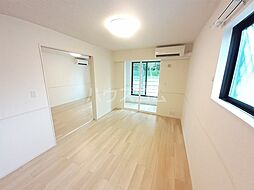 アドラブールＡ 1階1LDKのリビング/ダイニング