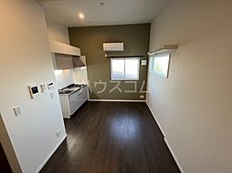 Blanc Rouge 203 1階ワンルームのリビング/ダイニング