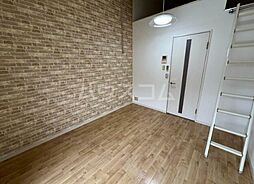 グランルージュＮ馬橋 205 2階1Kのリビング/ダイニング