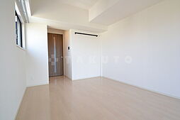 ミュプレ江坂(旧:ベルフェリーク江坂)