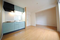 T.SHIZUKU 2階1DKのリビング/ダイニング