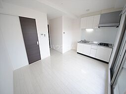 Osaka Metro御堂筋線 東三国駅 徒歩7分の賃貸マンション 8階ワンルームのリビング/ダイニング