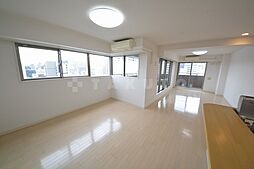 Osaka Metro千日前線 鶴橋駅 徒歩2分の賃貸マンション 2階1LDKのリビング/ダイニング