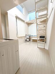 ユナイト石川町クリストファーの瞳 101 1階ワンルームのリビング/ダイニング