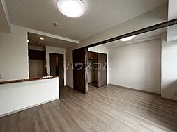 サイレンス服部 4階1LDKのリビング/ダイニング