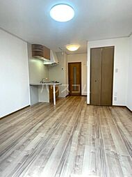 名古屋市営鶴舞線 塩釜口駅 徒歩18分の賃貸アパート 1階ワンルームのリビング/ダイニング