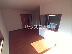 ファミール足鹿 3