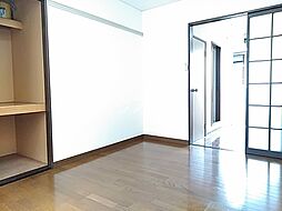 アスクレビウス市川 205 2階1Kのリビング/ダイニング