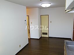 レナジア天白 202 2階3DKのリビング/ダイニング