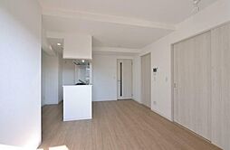 CHARMANT GRANDIR 303 3階1LDKのリビング/ダイニング