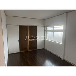 メゾンロアール 302 3階3DKのリビング/ダイニング