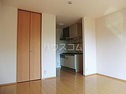 カメリア武蔵藤沢 110 1階ワンルームのリビング/ダイニング