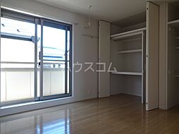 ラ・クール大和田 201 2階1LDKのリビング/ダイニング