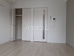 JR東海道本線 金山駅 徒歩8分の賃貸マンション 11階1Kのリビング/ダイニング