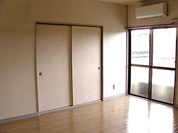 イレーヌ第2マンション 401 4階3LDKのリビング/ダイニング