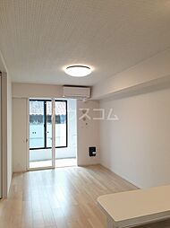 エノルメII 103 1階1LDKのリビング/ダイニング