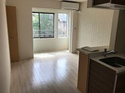 コンフォルタ大和 206 2階1LDKのリビング/ダイニング