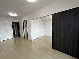 レジデンスエアポート 10階1LDKのリビング/ダイニング