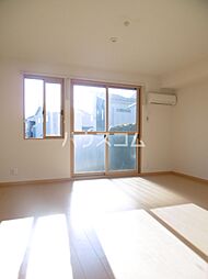 京成松戸線 八柱駅 徒歩16分の賃貸アパート 1階1LDKのリビング/ダイニング