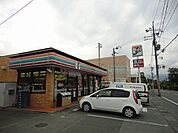 【コンビニエンスストア】セブン−イレブン亀岡横町五葉乃松酒店まで793ｍ