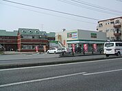 【コンビニエンスストア】ファミリーマート上尾愛宕二丁目店まで2517ｍ