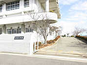【小学校】豊橋市立汐田小学校まで1604ｍ