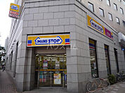 【コンビニエンスストア】ミニストップ 板橋区役所前店まで394ｍ